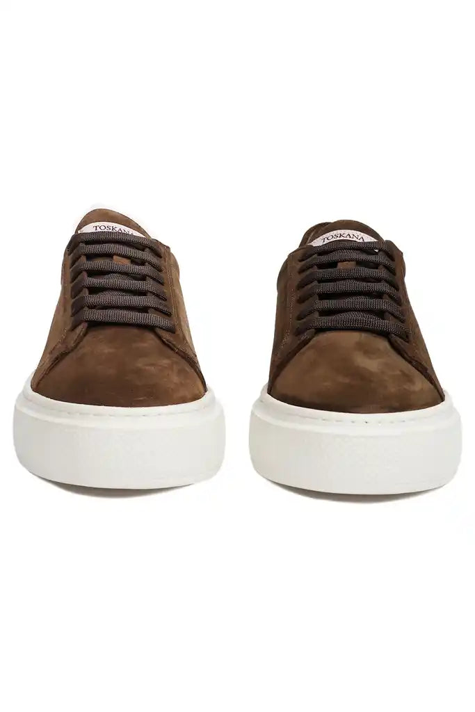 İtalyan süet den Üretilmiş. Tğskana sneaker